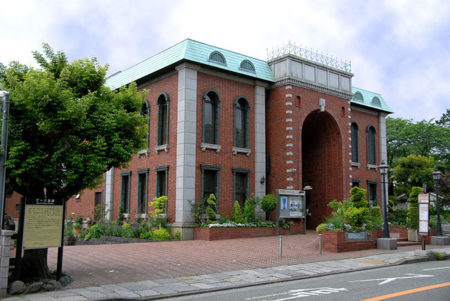 岩崎博物館