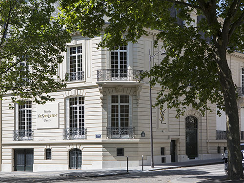 イヴ・サンローラン美術館パリ