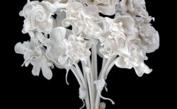 白い花のオブジェ