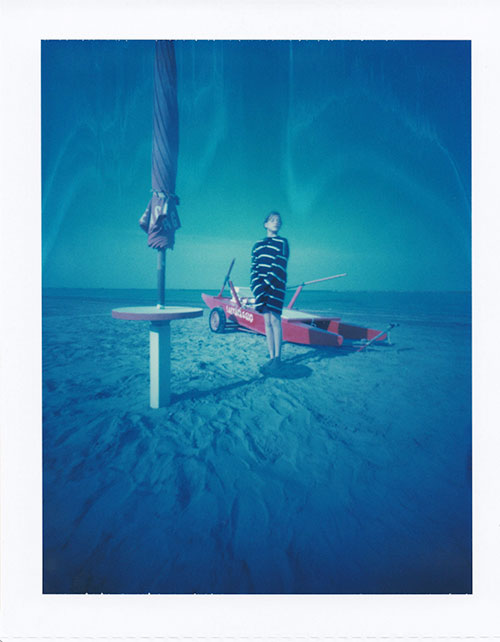W'UP！★9⽉1⽇～9⽉30⽇　Michael Nischke 写真展 BLUE SKY − WARM SAND／10⽉6⽇～11⽉4⽇　勝⾒⾥奈 写真展 未明の記憶　ギャラリー冬青（中野区中央）