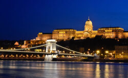 ブダペスト王宮の夜景