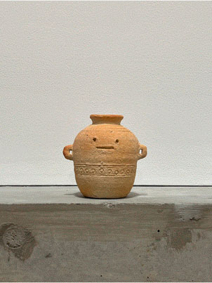 陶磁器の壺作品