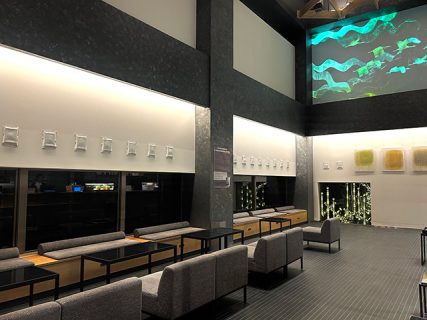 展示ロビー風景