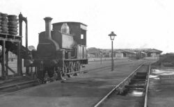 明治30年代の大宮駅構内と善光号機関車