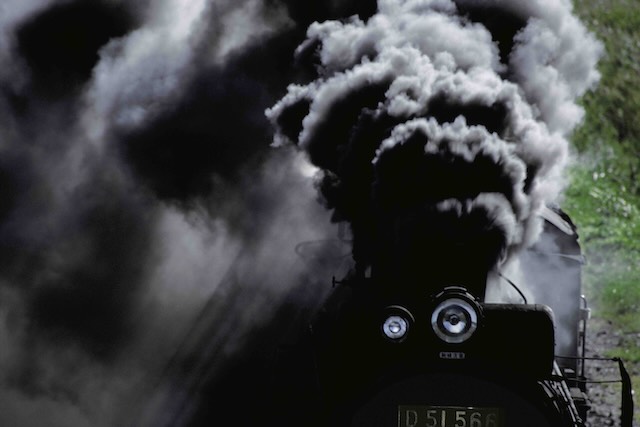 北海道・勇払原野を驀進するD51