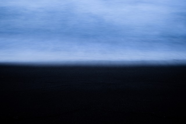 Echoes in Blue 写真作品