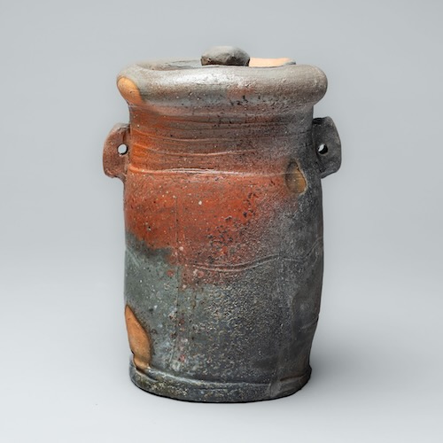 金重陶陽《備前窯変耳付花入》(年代不詳)個人蔵(寄託)