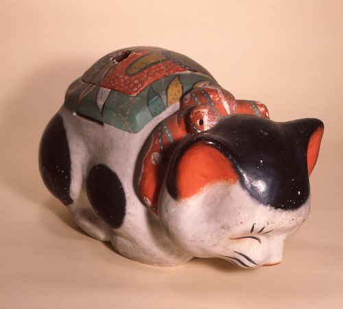 河村目呂二≪猫あんか≫