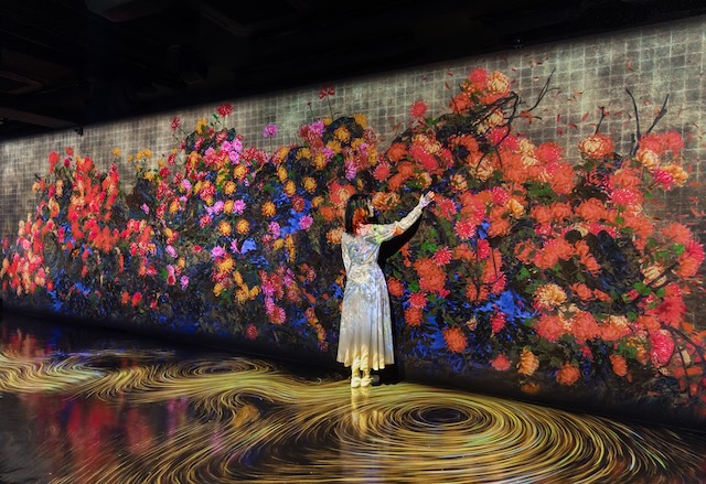 W'UP★1月30日～　Galaxy ＆ チームラボ：永遠の今の中で連続する生と死　Galaxy Harajuku（渋谷区神宮前）