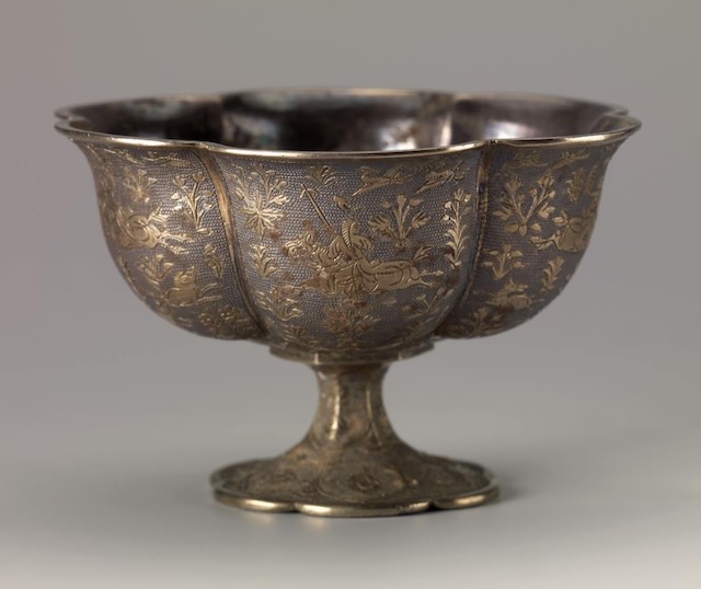 「鍍金狩猟文六花形銀杯」唐時代 ※重要文化財