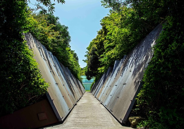 若林奮《Valleys (2nd stage) 》1989年制作/2006年設置